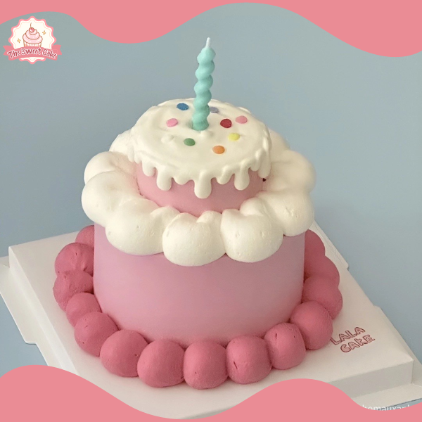 Bánh sinh nhật 3 tầng vương miện vàng đẹp lấp lánh sang trọng 6493 - Bánh  fondant